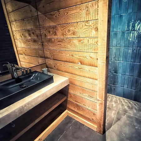 شاليه Aconit, Terrasse Panoramique Avec Jacuzzi Et Sauna جوراردُميه